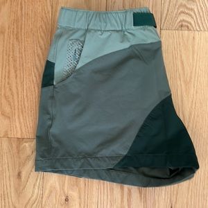 Outdoor Voices RecTrek 3” colorblock short, sequoia, size xl